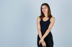 Boja odjeće koju žena nosi govori dosta o njenom karakteru: Crnu obično nose nesigurne osobe