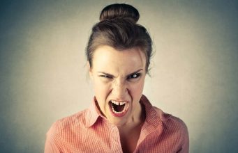 Narcisoidne osobe odlično glume i gledaju samo svoju korist – 5 načini da ih prepoznate