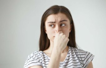 Neurednost žene se ne može sakriti – 5 jasnih znakova da žena ne brine o sebi