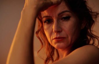 Jake žene opraštaju, ali nikada ne zaboravljaju – 13 životnih pravila jakih žena