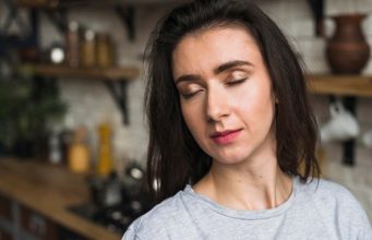 Kad žena mijenja frizuru – Želi promijeniti život iz korjena: 6 pokazatelja da je žena nesretna u braku