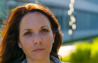 Kako zadržati poštovanje i interesovanje muškarca – Greška koju gotovo svaka žena pravi