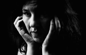 7 upozoravajućih znakova da žena ima nizak nivo serotonina