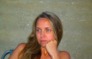 Ljubavnica živi od mrvica koje njegova žena ostavlja – Bolne istine koje ljubavnice moraju prihvatiti