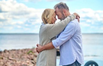 Žena treba biti prioritet u životu muškarca, a ne njegova majka – Psihologinja otkriva zašto