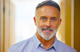 Svaki prijatelj koji se pretvorio u neprijatelja, mrzio te je od prvog dana. Zapamti to. – Psiholog bez dlake na jeziku