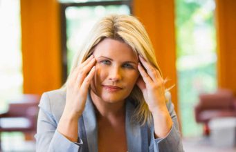 Ako žena ima malo prijatelja, to znači samo jedno… Sokratova mudrost, koju shvaćaš tek s godinama