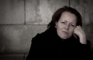 Godinama me je zavlačio da će se rastati i da će me oženiti, a sad sam ostala neudata i bez porodice – Priča žene koja je bila u vezi sa oženjenim