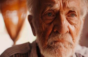 Nauči da se u životu snalaziš sam. Jer kad ti bude teško, obično svi nestanu…