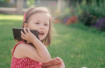 Kada djetetu dozvoliti da ima svoj prvi mobitel