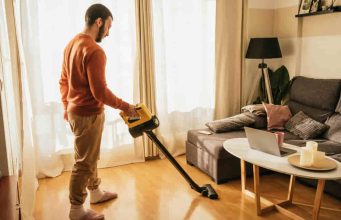 Naučite svoga sina kućnim poslovima kako bi pronašao partnerku a ne služavku – Poruka roditeljima