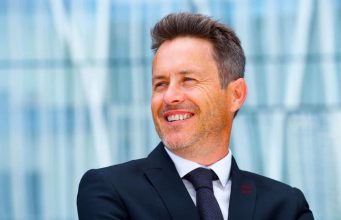 Partner bi trebao da bude tvoja sigurna luka, a ne još jedna bitka u životu. – Poruka terapeuta