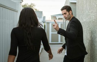 Od čega boluju ljudi koji koriste rečenicu „Znaš li ti ko sam ja“? – 5 stvari koje otkrivaju arogantne ljude