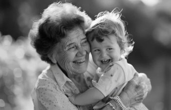 „Unuci su sreća koja nema cijenu“ – 4 stvari koje se dešavaju kada dobijemo unuke