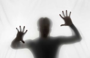 Narcisi imaju jednu slabost koju skrivaju po svaku cijenu – evo kako je možete iskoristiti u svoju korist