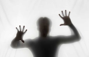 Narcisi imaju jednu slabost koju skrivaju po svaku cijenu – evo kako je možete iskoristiti u svoju korist