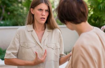 Mrzim svoju svekrvu! Ali moj muž je njezin jedinac i ne možemo živjeti odvojeno