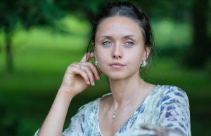 Mudra žena ne želi da prlja ruke kako bi se nekome osvetila – Ona samo pusti karmu da odradi sav posao