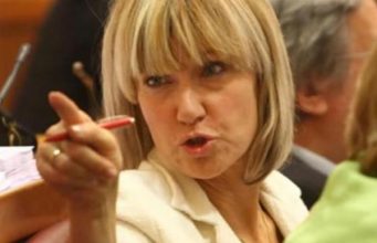 GLUPE LJUDE MOŽETE PREPOZNATI SAMO JEDNOM REČENICOM: Testirajte ih, a da oni i ne znaju za to