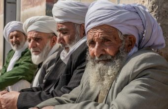 “Pazi kome pružaš ruku, nisu ti svi prijatelji.“ – Mudrost koju svi zaboravljaju