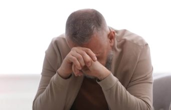 Znakovi koji ti jasno govore da je tvoj muž nesretan u braku, a ti to ne primećuješ