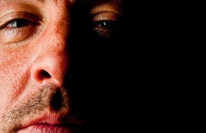 Kako prepoznati narcisa kojem su meta žene? 4 stvari će ga uvijek razotkriti – savjet psihologa!