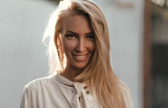 Žena kojoj nedostaje intimni odnos ponaša se upravo ovako, jedna stvar u sekundi otkriva da vapi za muškarcem