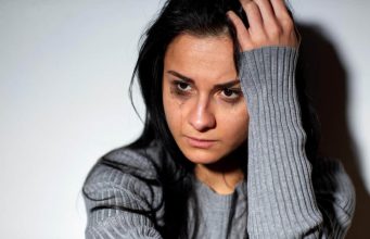 Nesretno udanu ženu lako je prepoznati – samo dvije stvari sve govore