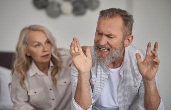 Šta svaki muž potajno misli o svojoj ženi kada počne stariti – psihološka analiza