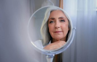 Šta se sve mijenja kada žena počne da stari? Pet promjene koje sve govore