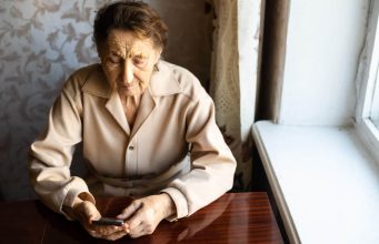 Majka koja ovako vaspitava djecu, obično ostaje sama u starosti: Tvrdio je čuveni psiholog i otkrio šta treba uraditi