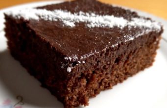 KOLAČ 12 KAŠIKA: Najbolji recept koji svima uspijeva, čak i domaćicama koje nisu vješte u kuhinji