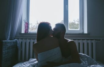 INTIMNI ODNOS NAKON 40-e: Pet stvari koje ne smijete zanemariti