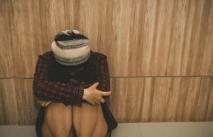 Strah i tuga koji dugo vladaju osobom pretvaraju se u bolest – 6 načina kako emocije stvaraju bolest