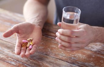 Opasno je istovremeno uzimati ova dva dodatka – tvrdi doktor