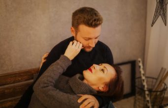 Žene sve više varaju muževe, najčešće u ovim godinama – 5 signala koje muškarac ne smije ignorisati