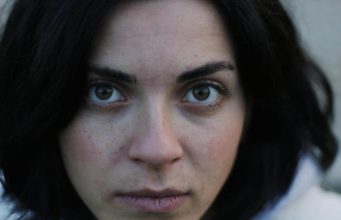 Žena koja radi ovih 8 stvari prema psihologiji je neprivlačna svakom muškarcu bez obzira koliko fizički lijepa bila
