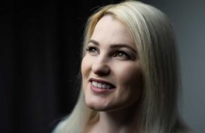 7 razloga zašto se muškarci toliko boje pametnih žena – ovo ih najviše plaši