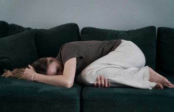 Žena kojoj fali intimni odnos izgleda starije nego što jeste i većinom pati od ovih 5 stanja