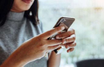 Žena koja stalno objavljuje OVO na društvenim mrežama – jasno pokazuje manjak inteligencije i samopoštovanja