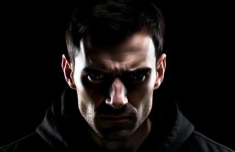 Psiholog otkriva: Izgovorite ovo i gledajte kako se narcis lomi na komadiće