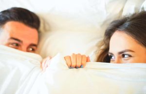 Ne postoji samo jedna, već 6 muških želja u krevetu – evo šta bi svaka žena trebala znati