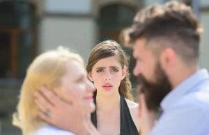 Prevario ju je s kolegicom s posla – evo kako ga je razotkrila uz samo jedno pitanje