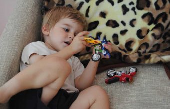 Broj djece s autizmom drastično raste: Stručnjaci objašnjavaju šta se zapravo događa