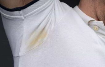 Ni sirće ni soda, a ni kreda: Uklanja fleke sa odjeće kao rukom, ostavite je samo na ovo mjesto