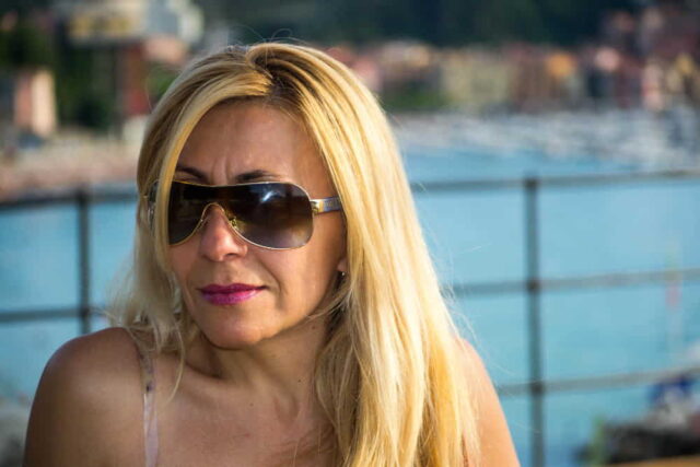 zena-364897541