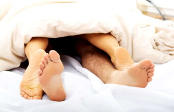 5 stvari koje svaka žena potajno priželjkuje da joj muškarac radi tokom intimnog odnosa – ali zbog srama šuti o tome