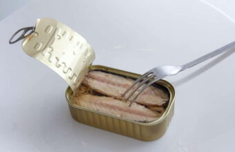 Jeftinija, a zdravija: Ova konzervirana riba ima dvostruko više omega-3 od skuplje