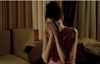 7 znakova da žena živi s muškarcem kojeg uopće ne voli