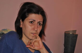 Ako radite ove 3 stvari, svi misle da ste NEKULTURNI – broj 2 će vas potpuno dotući!
